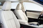 Lexus ES300h 2016 года